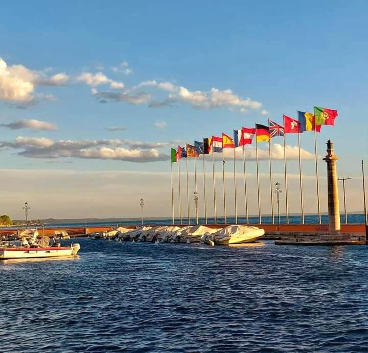 Regina Gardesana Βίλα Εξωτερικό φωτογραφία